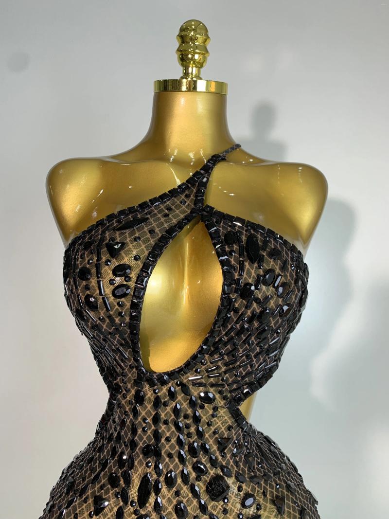 Casual Dresses Arrival Women 2025 Sexy Backless Hollow Out Diamond Evening Prom Gown Birthday Luxury Celebrate Stage Nightclub Outfit