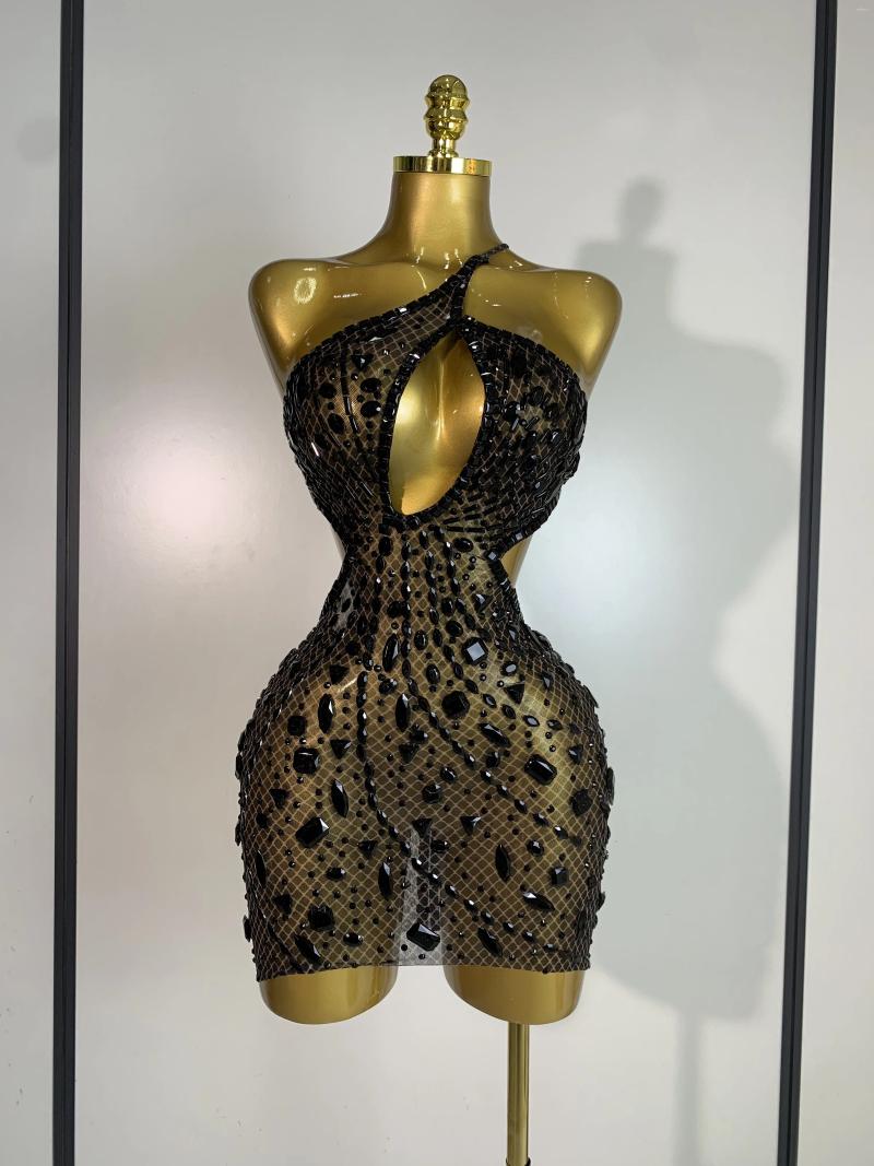 Casual Dresses Arrival Women 2025 Sexy Backless Hollow Out Diamond Evening Prom Gown Birthday Luxury Celebrate Stage Nightclub Outfit