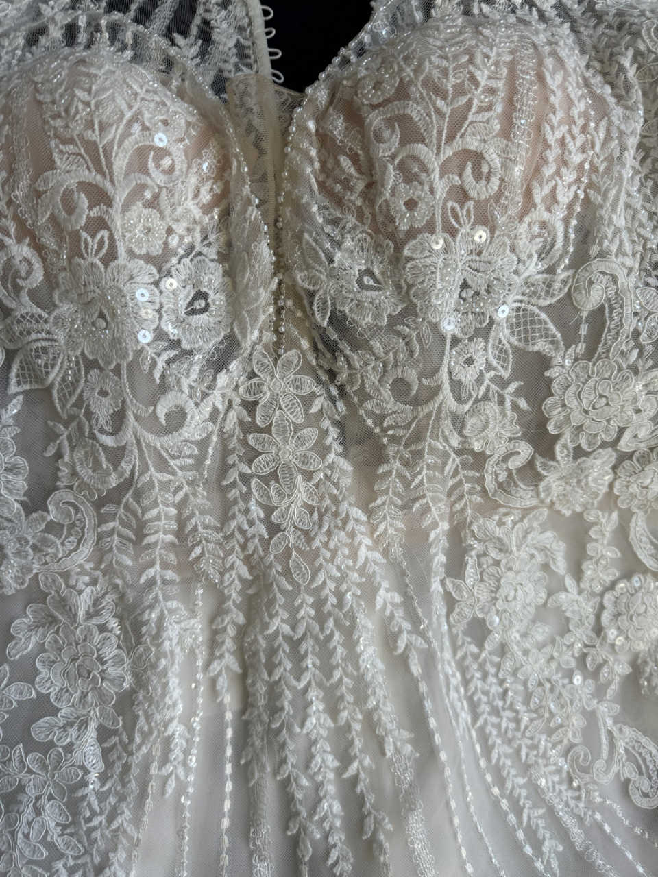 Elegant Plunging Neckline Mermaid Wedding Dresses With Full Sleeve Delicate Sash Appliques Bridal Gowns Sweep Train Backless Vestido de novia