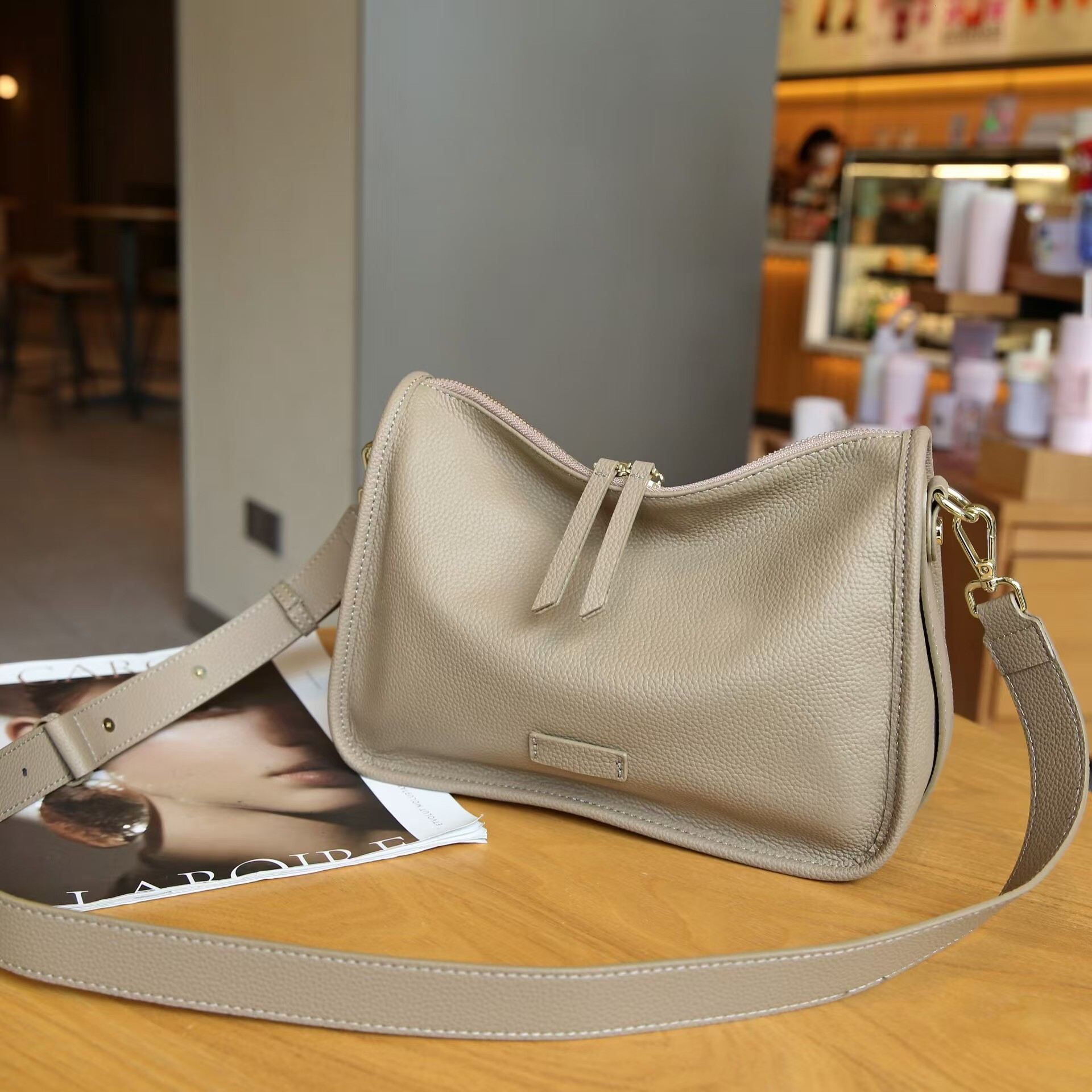 Bag Leather Handbag, Niche Design, Multifunctional High-End Feel, Top Layer Cowhide Women's Bag, Fashionable Armpit Bag
