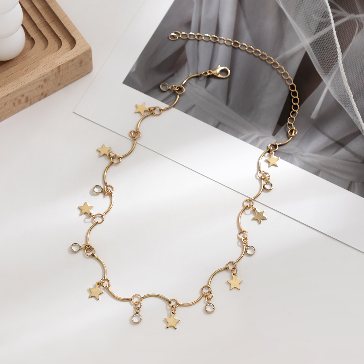 sweet and cool geometric star tassel versatile collarbone necklace, simple imitation crystal water wave sexy chain necklace