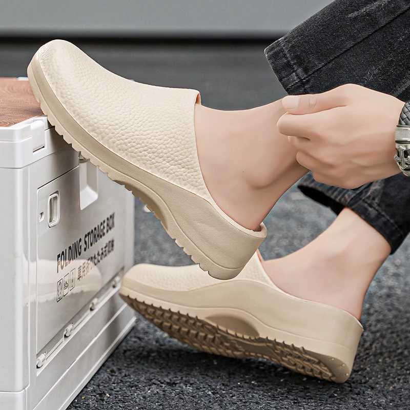 Mens Summer Slippers N-slip Oil-resistant Chef Shoes Kihen Shoes For Men Nurse Work Shoe Casual EVA Lightweight Soft s Y250213