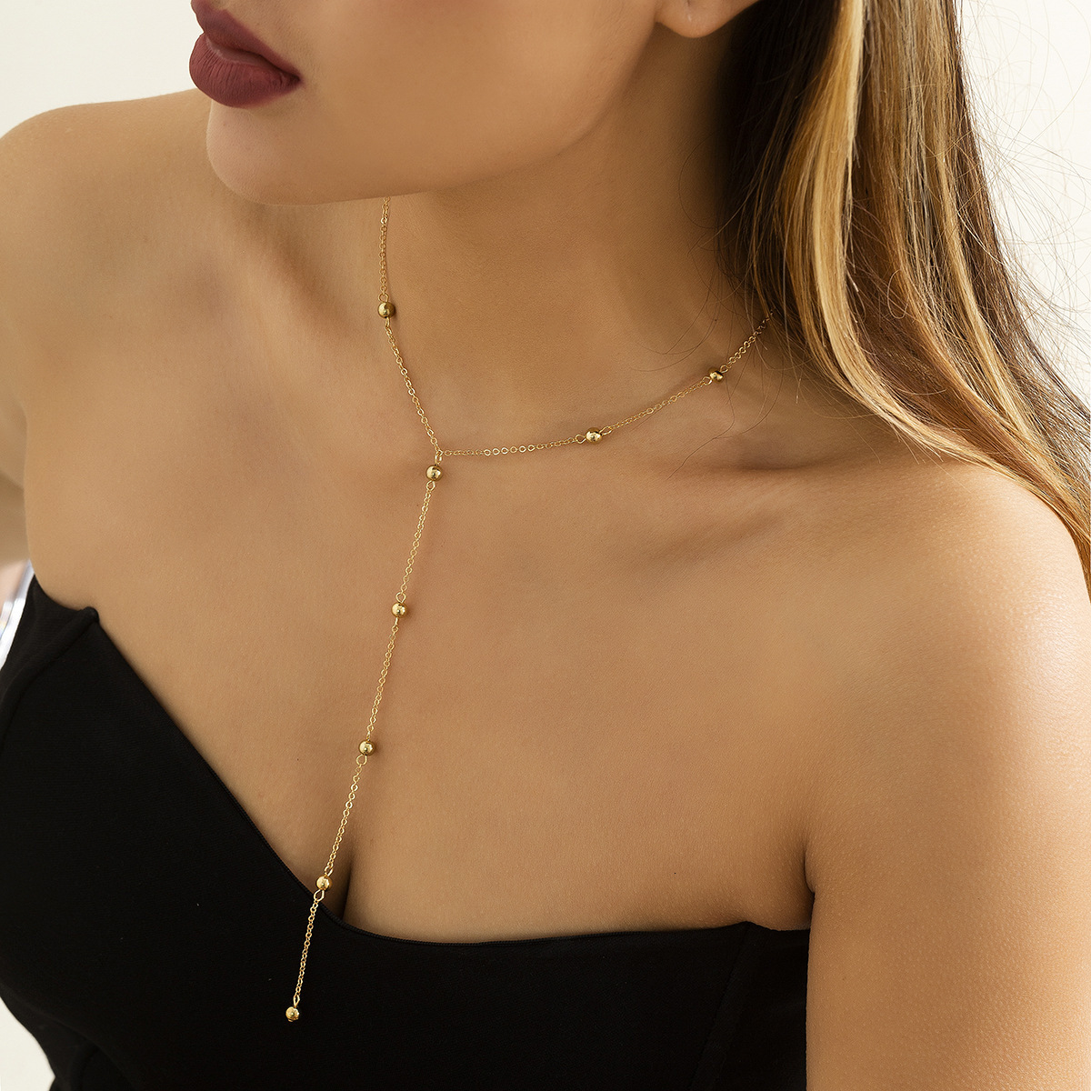 fashion Jewelry cool and elegant long tassel chain geometric collar versatile metal niche necklace