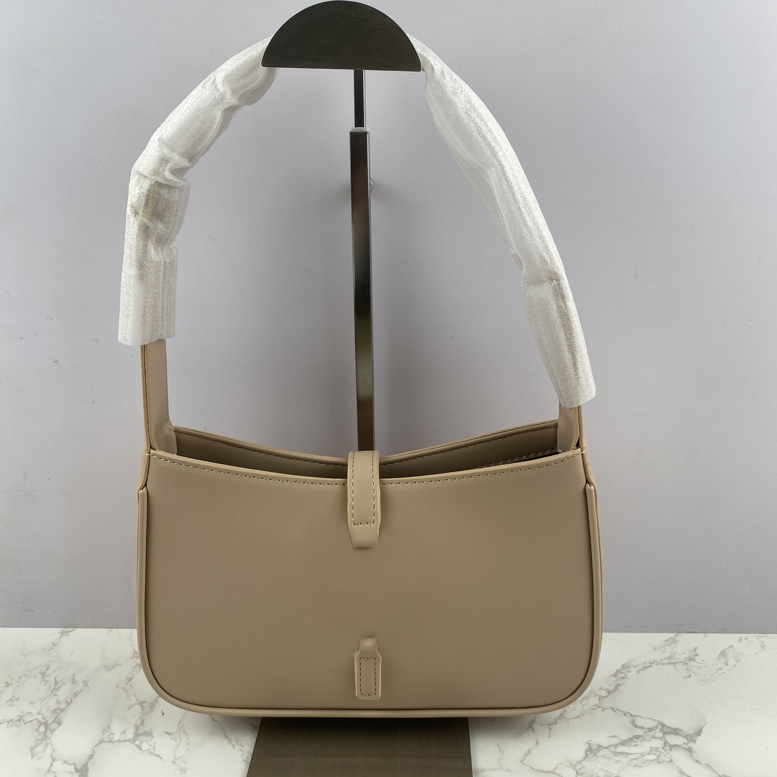 Tide Designer Handbags Tote Bag Fashion High Quality Shoulder Bag Armpit Bag Classic Hundred Crossbody Bag002