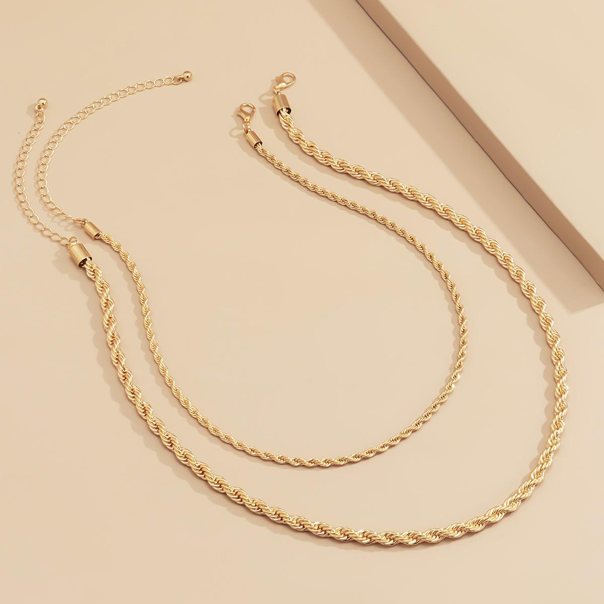 designer Jewelry Hip Hop Simple Geometry Fried Dough Twists Chain Personalized Street Shot Double Layer Metal Set Woman Necklace