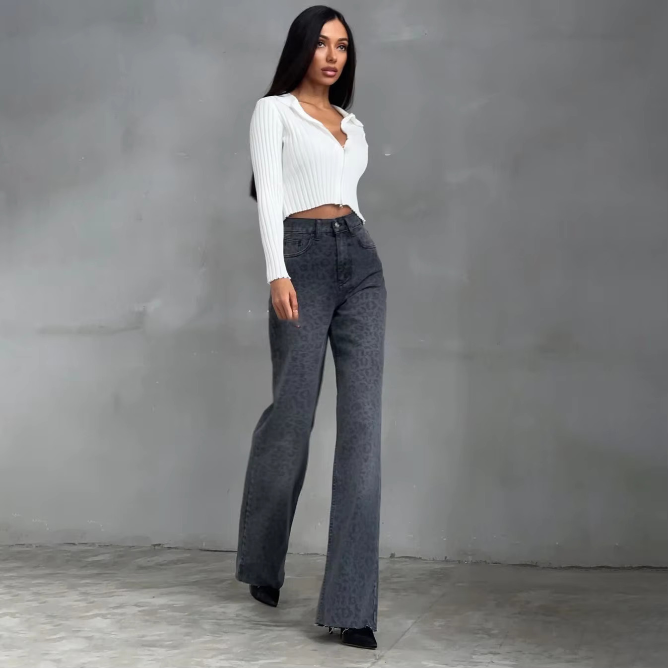 2025 New Spring And Summer Fashion Baggy Leopard High-Waisted Straight Leg Button Pants Leisure Elastic Women Jeans
