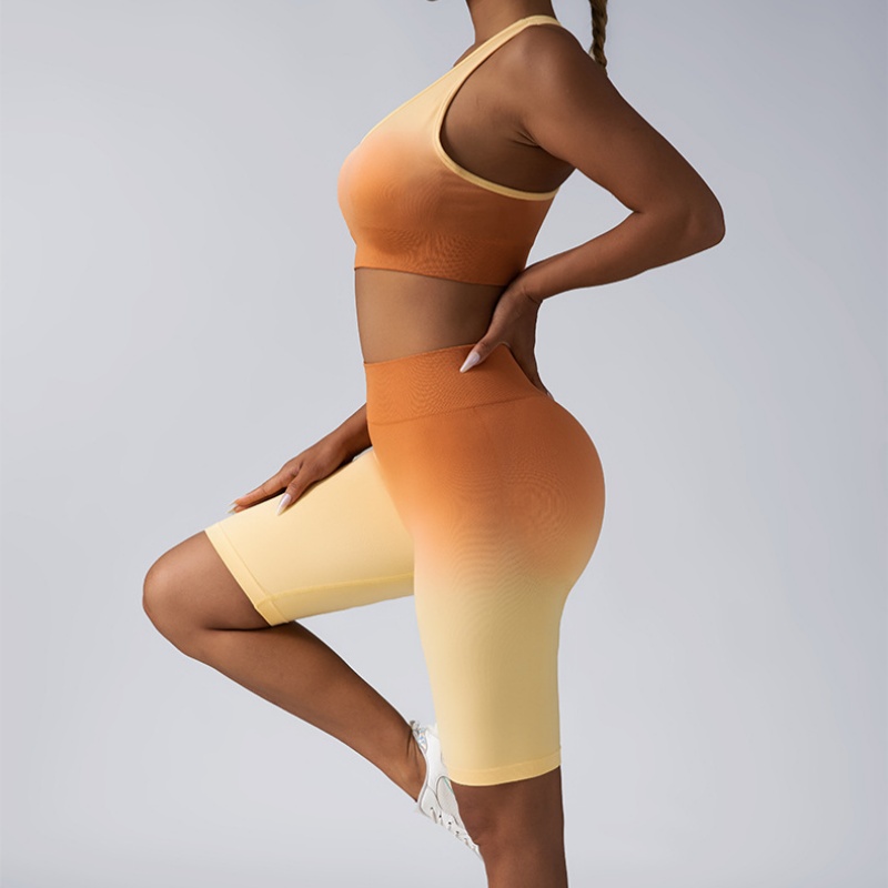 Advanced women's designer casual two-piece gradient hanging dye yoga set beautiful back bra peach hip shorts fitness clothes sportswear