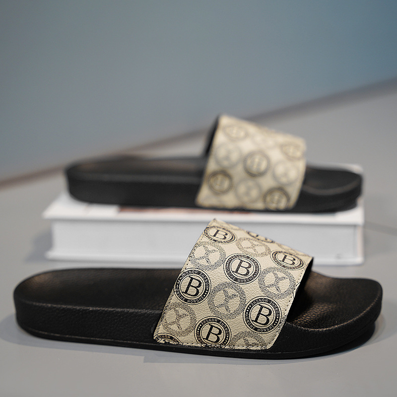 free shipping designer Slippers new 2025 summer breathable and comfortable Sport sandals Casual Scuffs for man brown