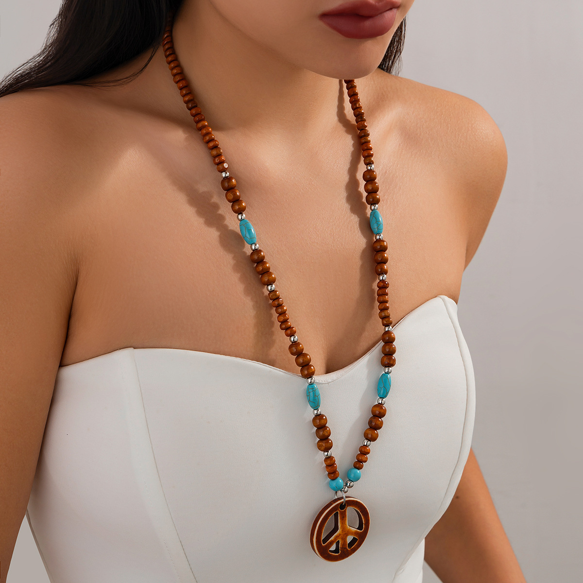Woman fashion Jewelry Bohemian style imitation turquoise wood bead long round pendant designer necklace
