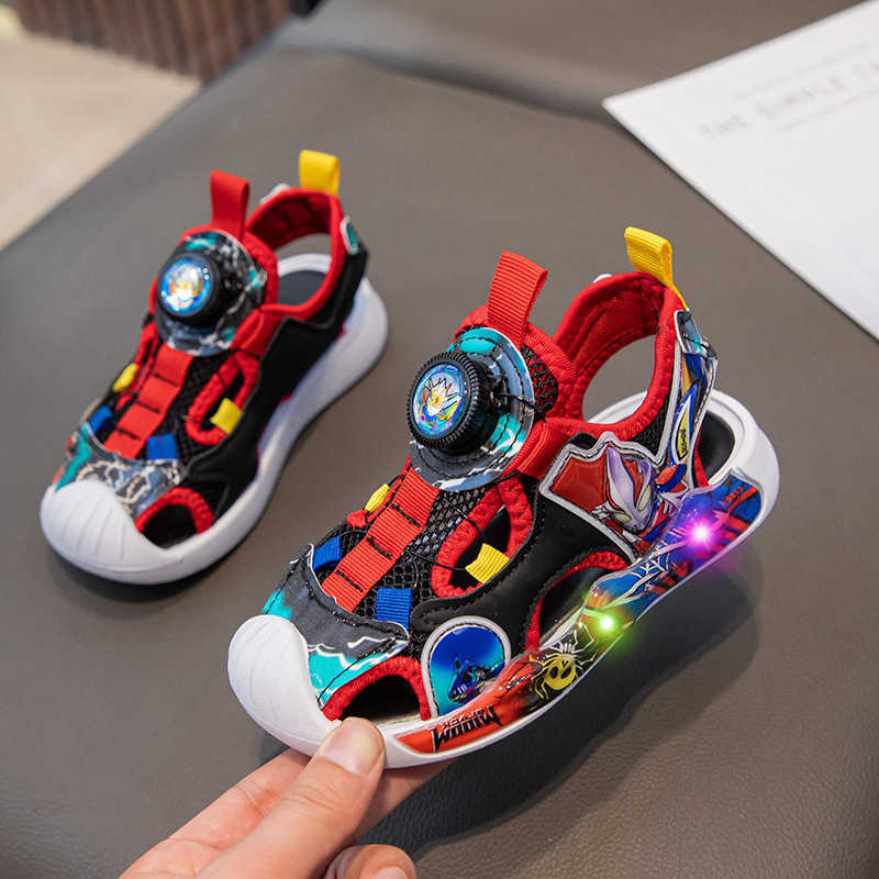 Sandals Childrens beach shoes boys sports sandals Ultraman summer hollow mesh illuminated anti kick cartoon frame shoes H250212