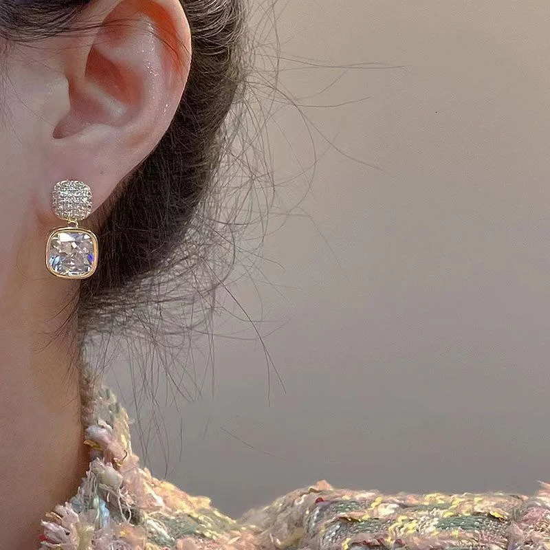 Square Colorful Zircon Ear Stud Earrings for Women Personality Fashion Daily Wear Accessories Party Jewelry Birthday Gifts 250210
