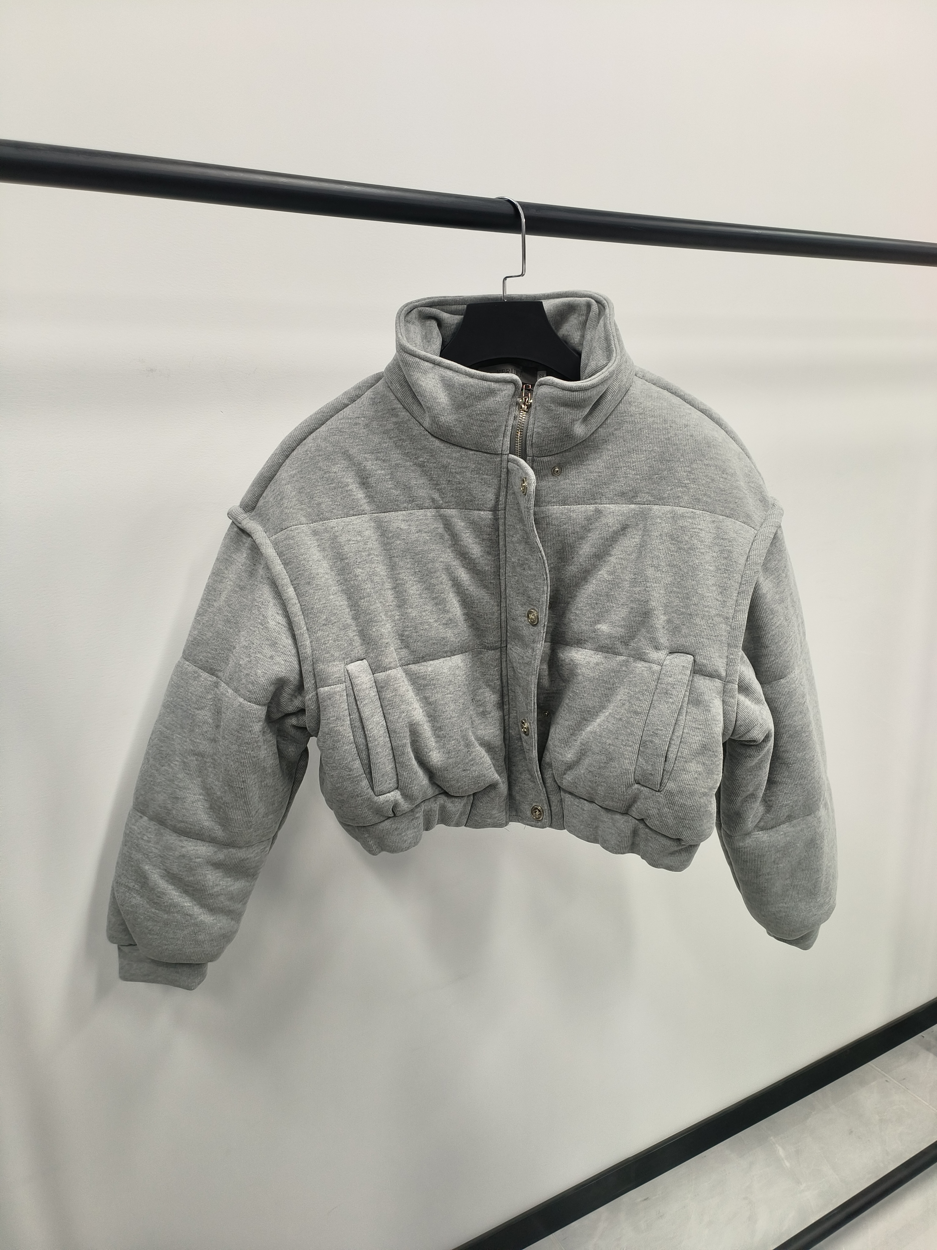 Women's Jackets 2025 High Quality Jacket Winter Women Short Parkas Thickened Warm Puffer Outerwear Streetwear Chic Crop Tops Coats