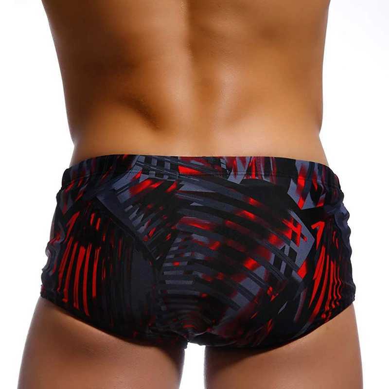 New Printed Men With Cup Shorts Racing Beach Hot Swimwear Breathable Fashion Mens Swimming Trunks Z260314