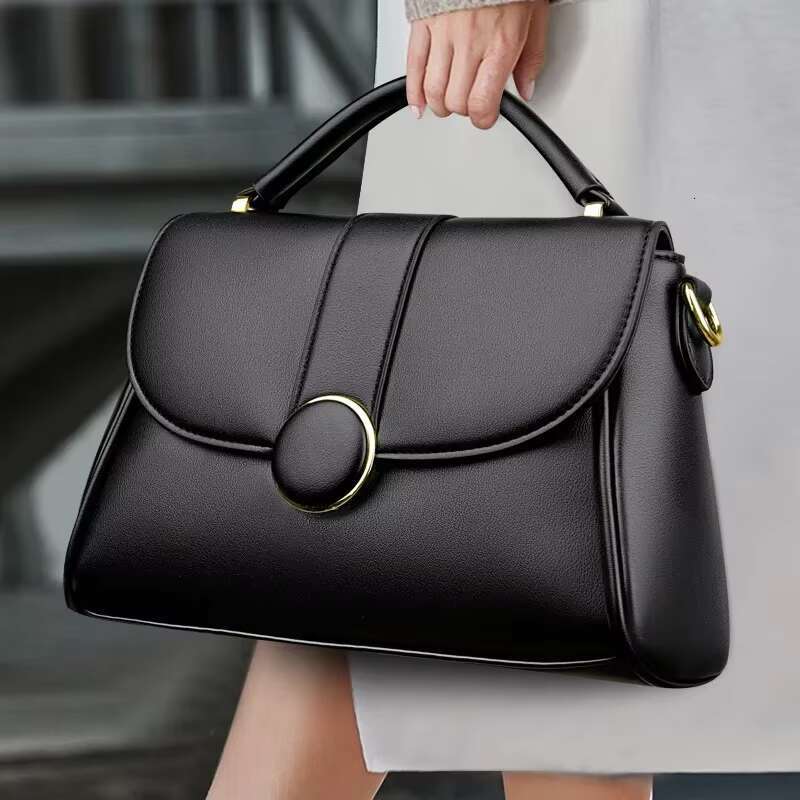 2025 New Women Light Concise Comfortable Texture Tote Genuine Leather Material Leisure Female Shoulder Bag