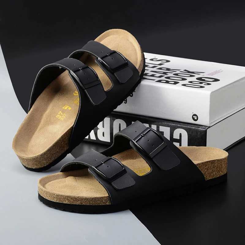 Mens Sandals Summer Leather Mens Sandals Wen Slippers Non-Slip Outdoor Beach Casual Shoes Hbre Durable Luxury Shoes Y250301
