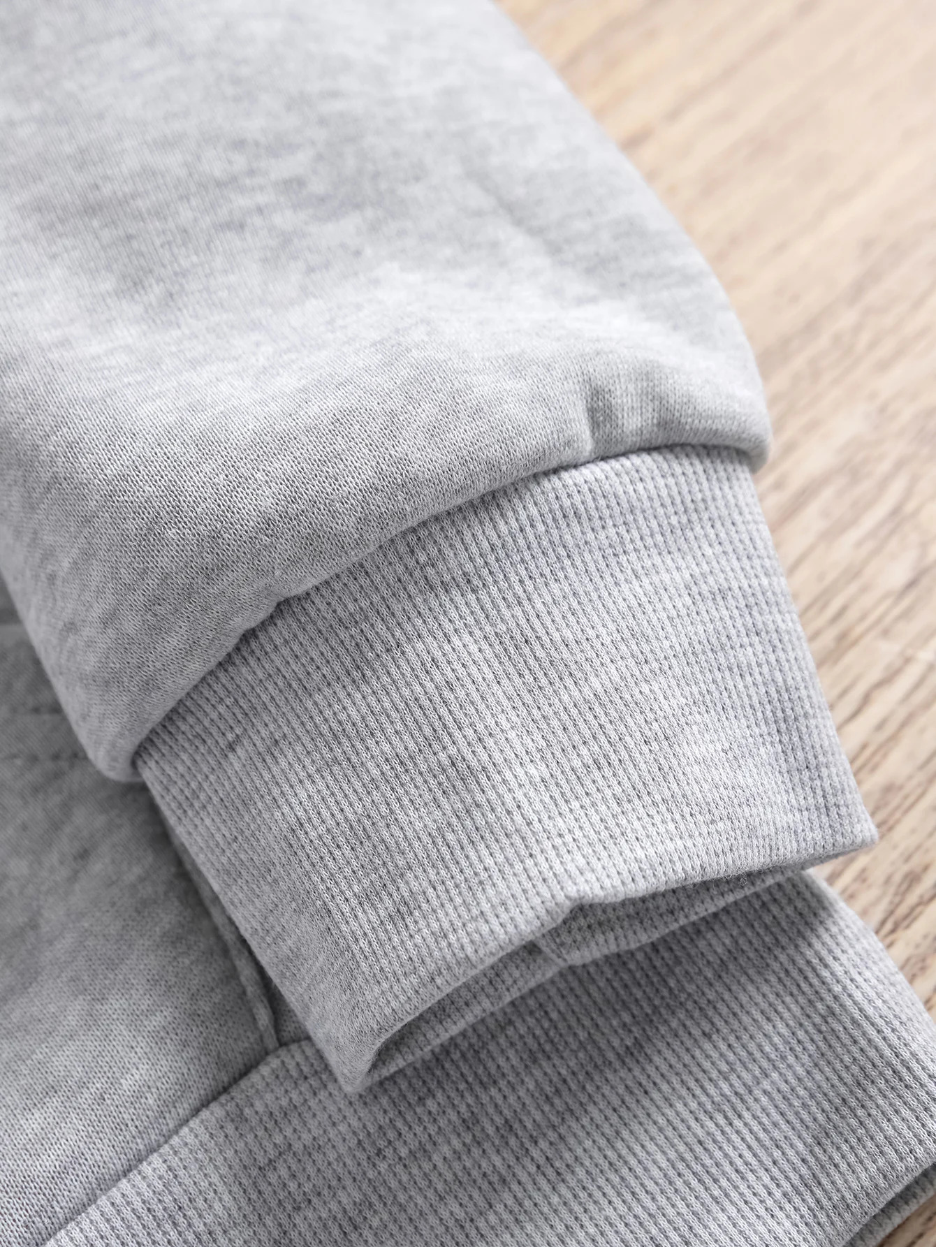 Women clothing hoodies Sexy lips print in hoodies sweatshirts clothes out door women clothes pullover street style 250213