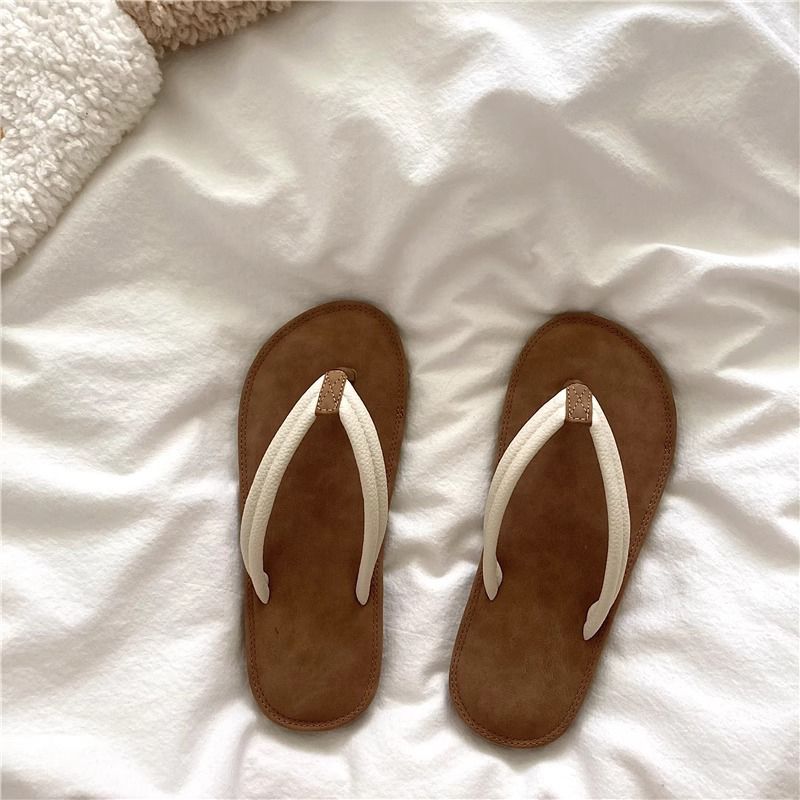 2025 hot new free shipping designer slippers for womens flat slippers Beach leisure breathable sandals