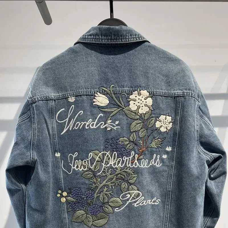 Mens Denim Jacket Blue Trendy Designer Male Jean Coats with Embroidery Flower Worn Korean Popular Clothes Elastic High Quality G X250213