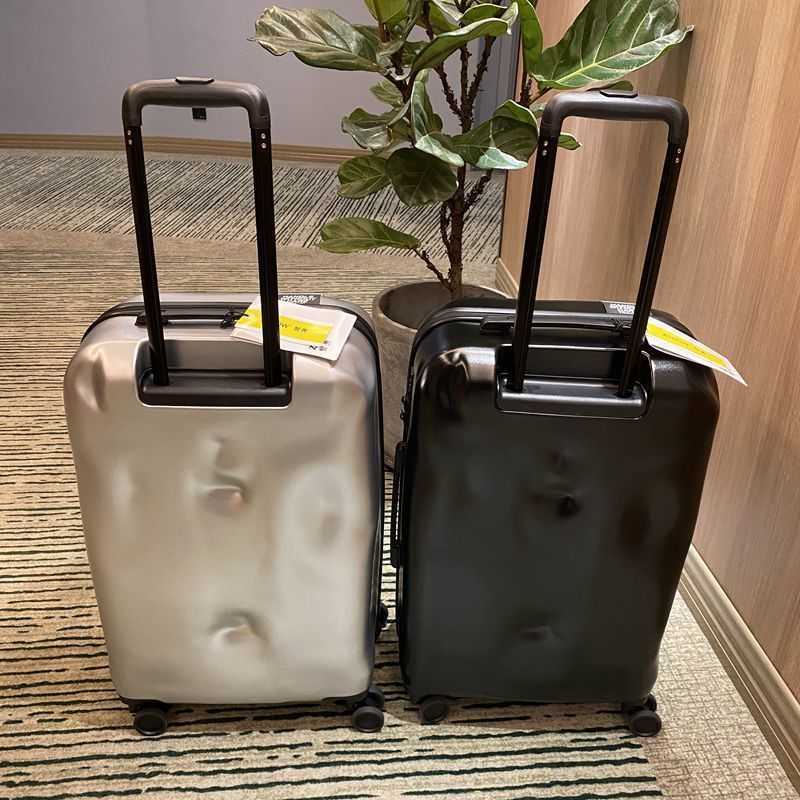 Suitcases Personalized trolley box Super light cute men's and women's luggage 20 inch universal wheel student luggage Q250213