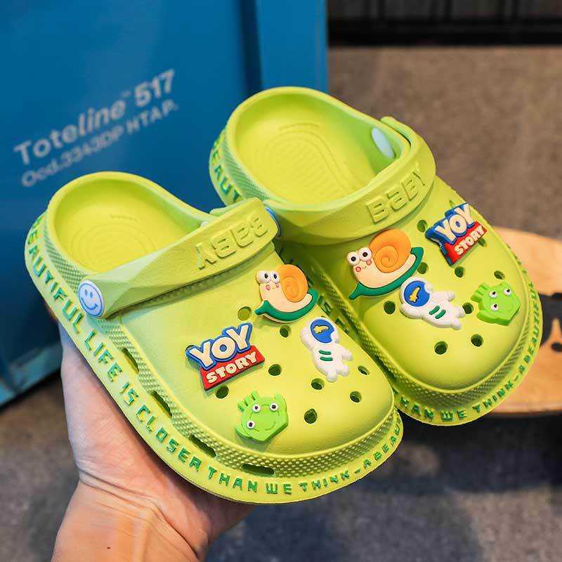 Sandals Childrens shoes Childrens cave shoes in summer; non slip boys slippers; girls Baotou baby cartoon sandals in summer H250212
