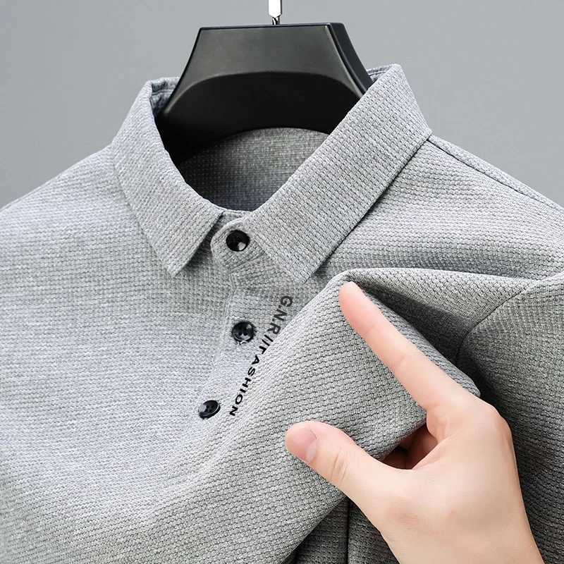 Mens Waffle Long Sleeved POLO Shirt with Letter Printed Lapel Casual Top X2502131