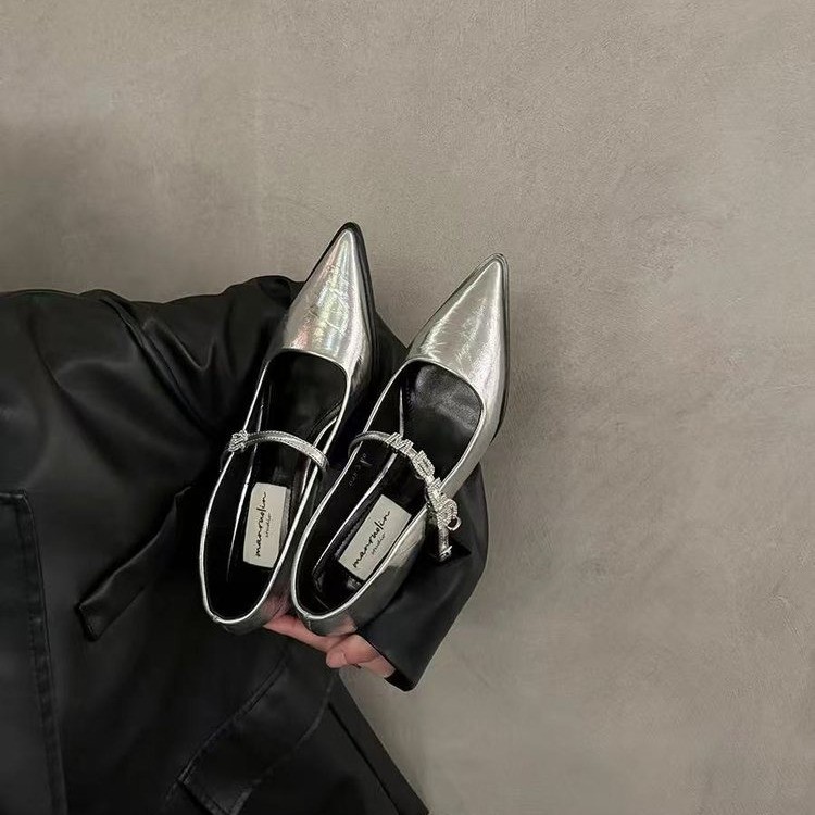 2025 new hot free shipping designer for womens Dress Shoes black sliver French style leather shoes