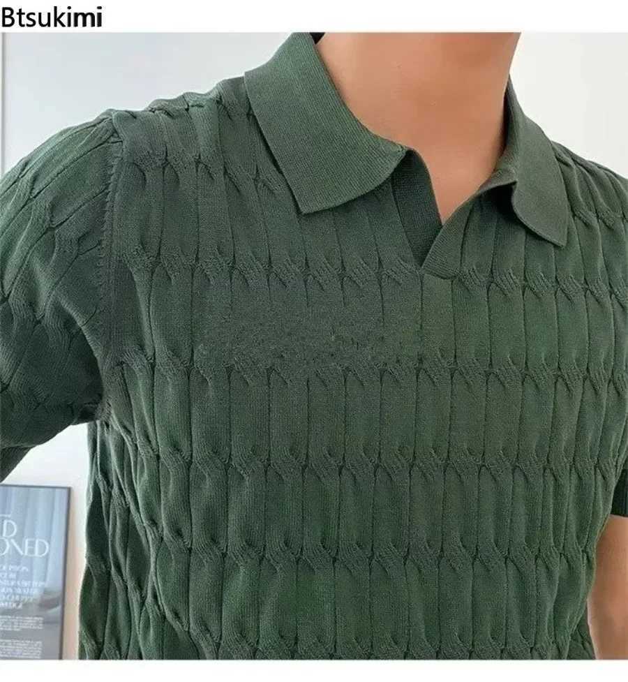 Summer Mens Jacquard Knitted Polo Shirts Stylish V-neck Short-sleeved Lapel Knit Pullover Tops Mens Business Casual Wear T-shirt X250213