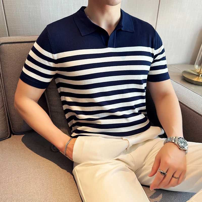 High elasticity Men Knitted Polo Shirt 2024 New Light Thin Casual lapel Short Sleeved Stripe T-shirt High-quality Men Clothing X250213