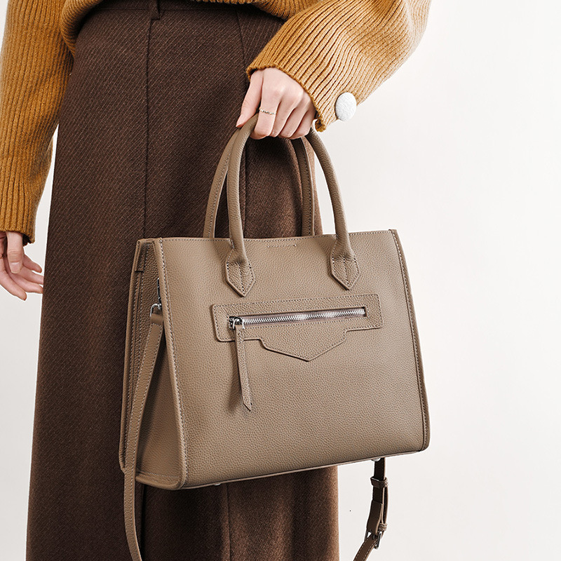 Bag Large Tote Large Capacity Leather Handbag, Niche Design, High-End Feel, Commuting Computer, Document Bag, Women's Bag