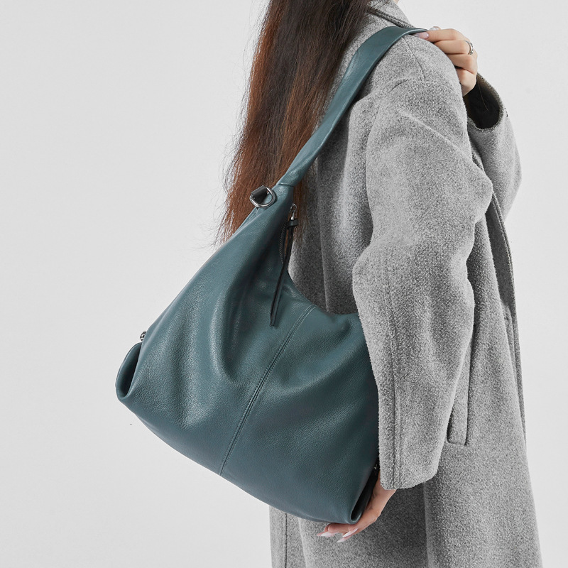 Bag Real Leather Large Capacity Stylish New Korean Version Trendy Fashion Solid Color Casual Commuting Shoulder Tote Women's Bag