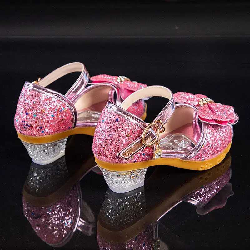 Sandals Girls Sandals Summer 2021 New Childrens Princess Shoes Little Girls High-heeled Bow-knot Crystal Sandals Party Dress Wedding H250212