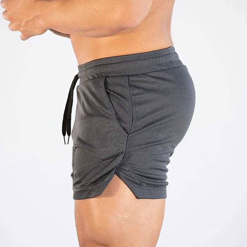 2024 NEW Fitness sports Shorts Man Summer Gyms Workout Male Breathable Mesh shorts Quick Dry Beach Short Pants men SportswearXJ250213