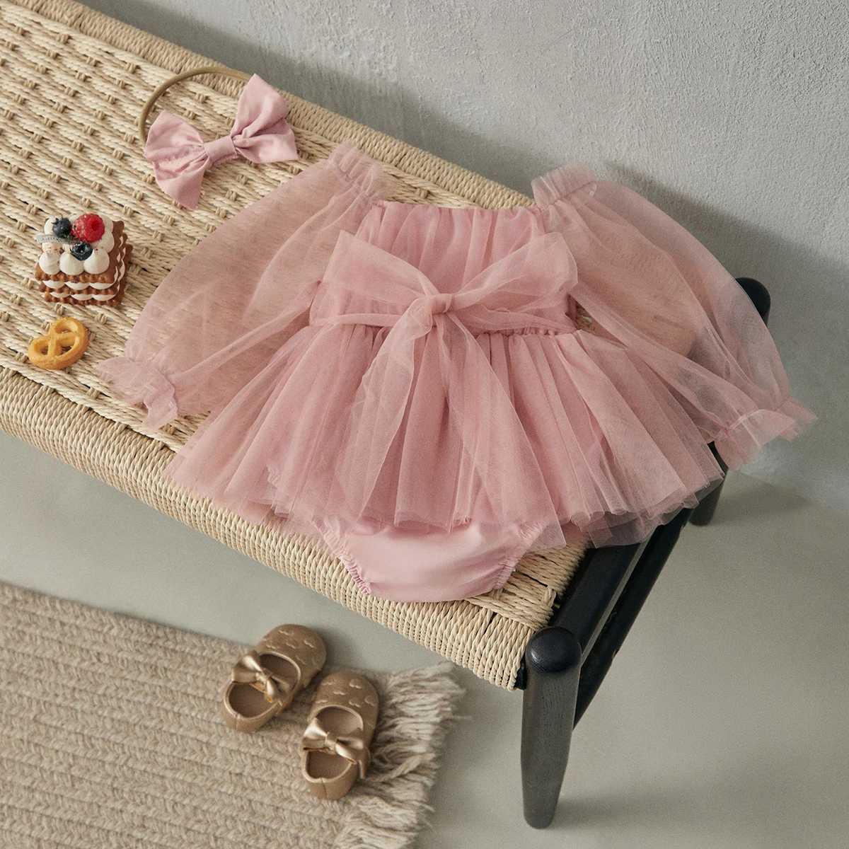 BeQeuewll Baby Girls Casual Romper Dress Lace selvage Tulle Patchwork Romper with Bow Headband Cute Princess Dress Z250214