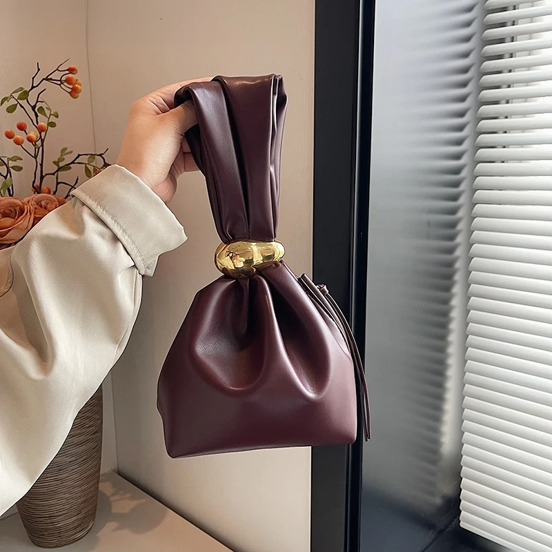 Pleated Design Clouds Top-Handle Bags For Women Elegant Wrist Bucket Evening Bag 2025 Latest Designer Purses And Handbags