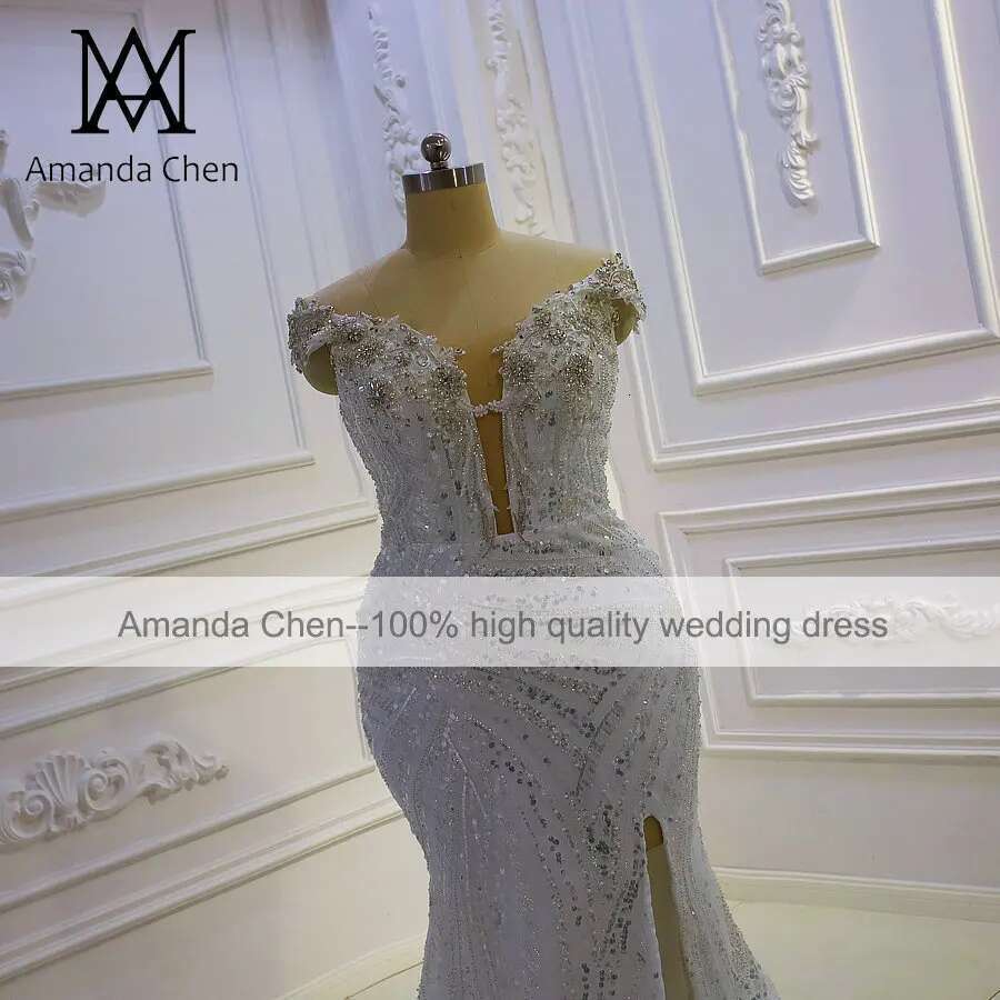 Personalized 2 in 1 Wedding Dress with Lace Appliques and High Division