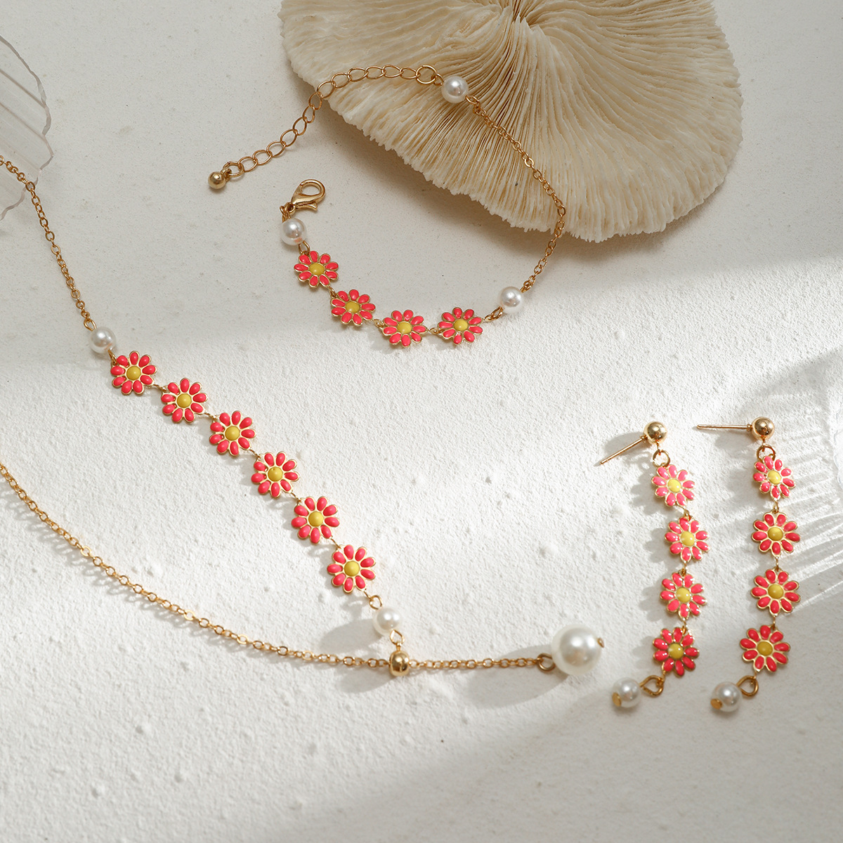 women fashion Jewelry minimalist, fresh, ral, collarbone chain versatile, dopamine, niche daisy necklace