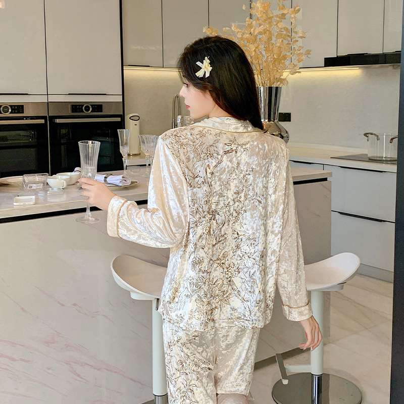 X132-Spring and summer European and American ladies' home clothes nightdress modal short-sleeved V-neck home pajamas dress