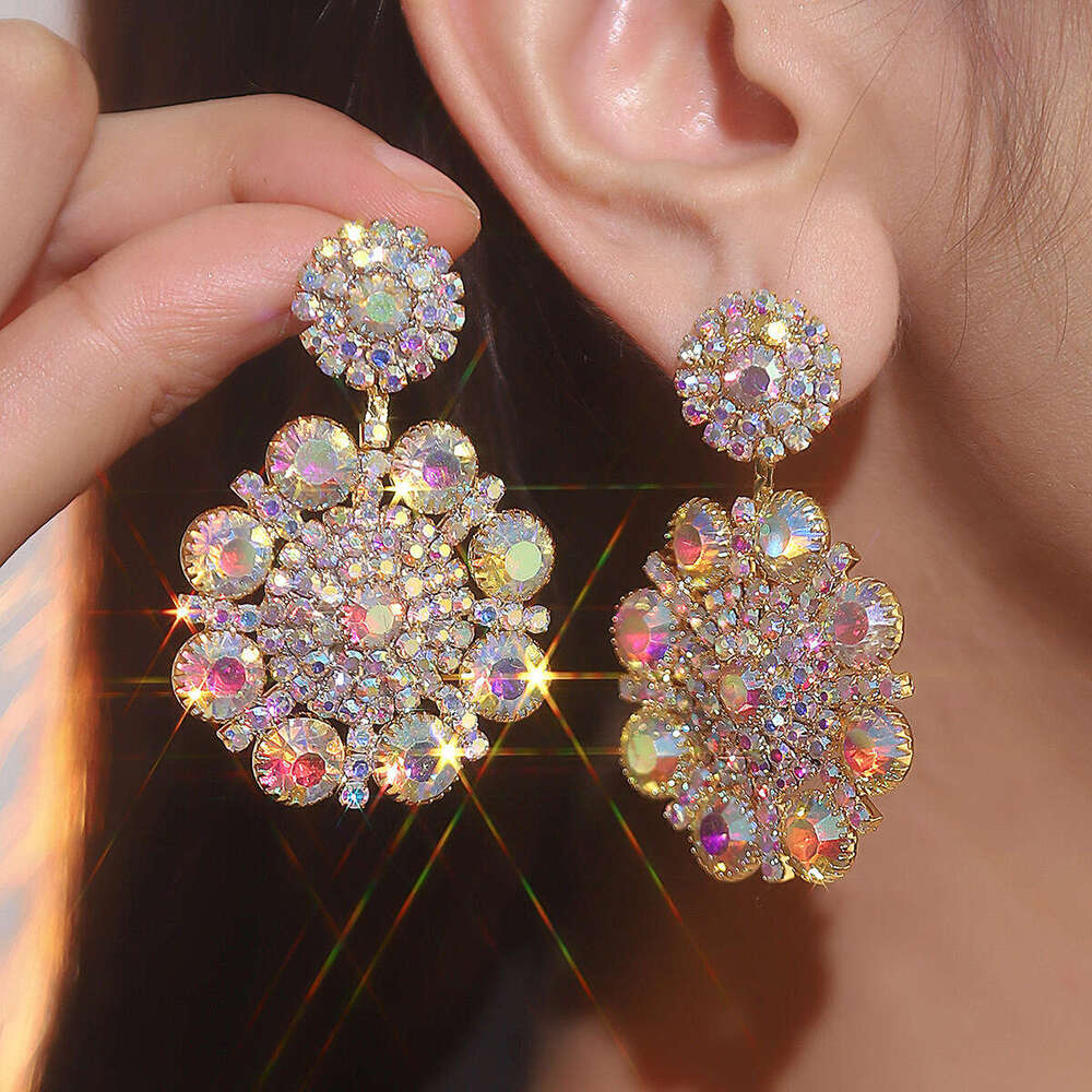 Suower AB Water Dia with a High Sense of , Female Minority Design Snow wer and Earrings