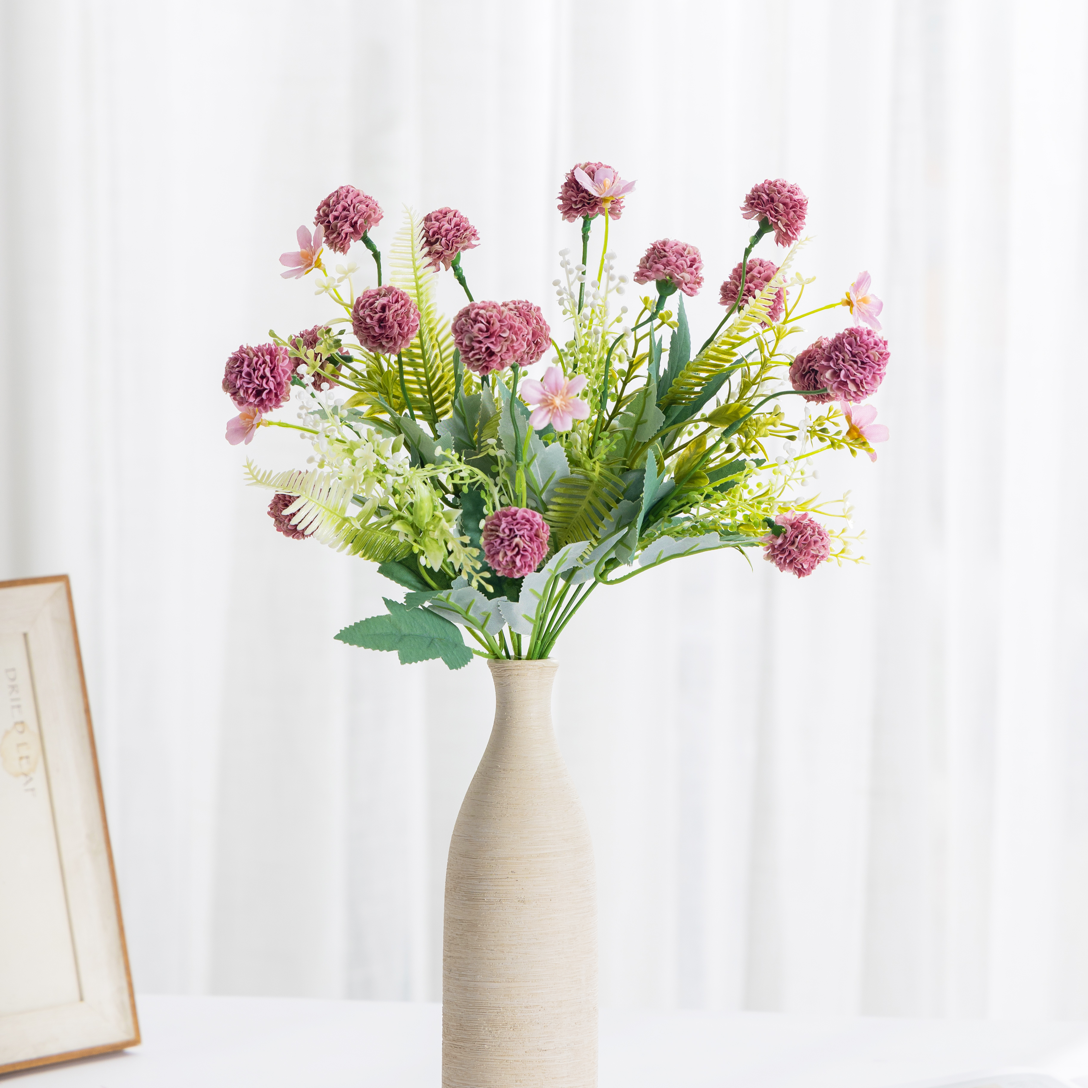 Premium Fake Flower Arrangement - Simulated Dandelion and Hydrangea Collection for Events and Home