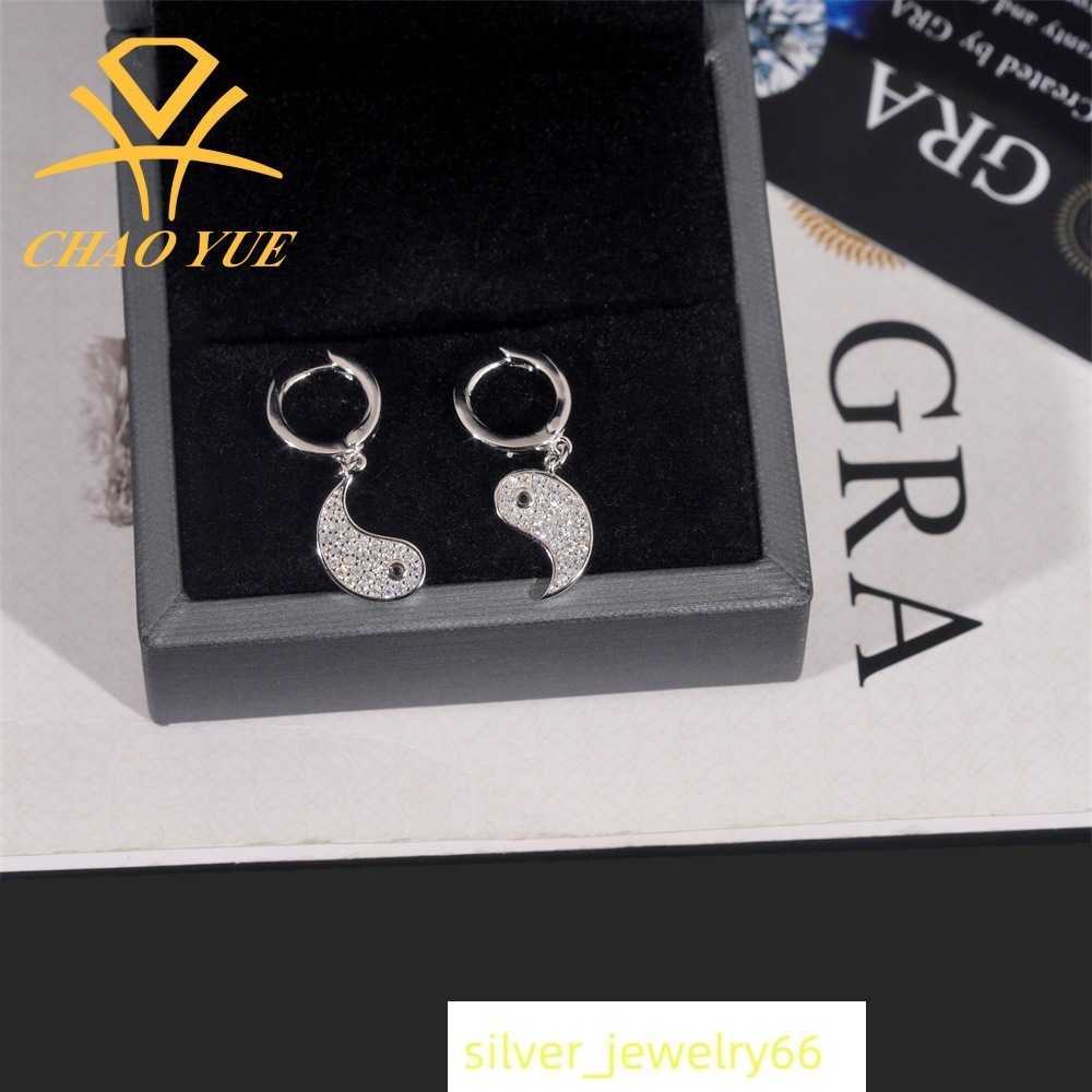 Light luxury fashion earrings 925 sterling silver vvs moissanite 3D minimalist mens and womens street pendant earrings