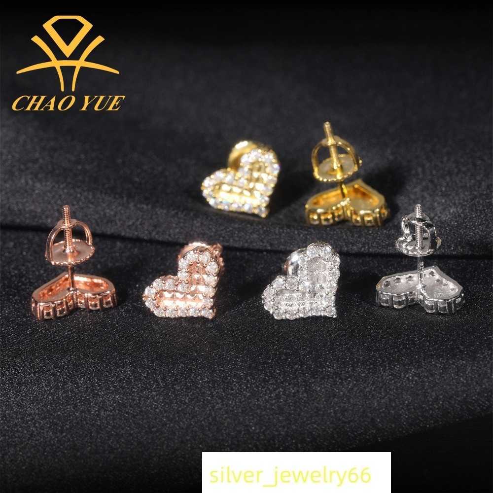 Ladies heart-shaped earrings drainage style 925 silver vv vs moissani fashionable exquisite earrings straight