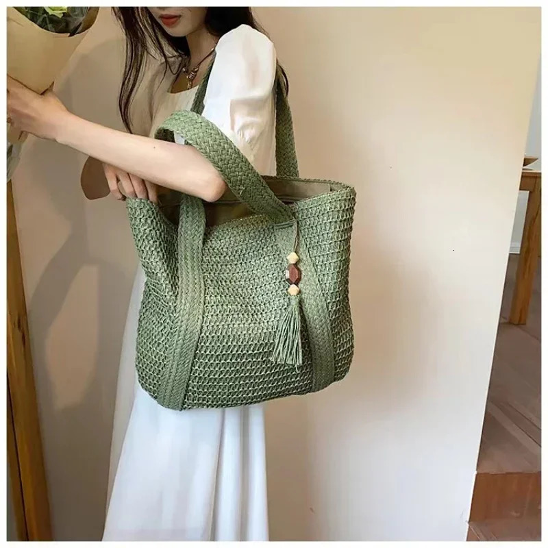Fashion Straw Summer Large Capacity Tote Bag Women Shoulder Bag Handmade Woven Bag Fresh Rural Handheld Grass Woven Women Bag 250207
