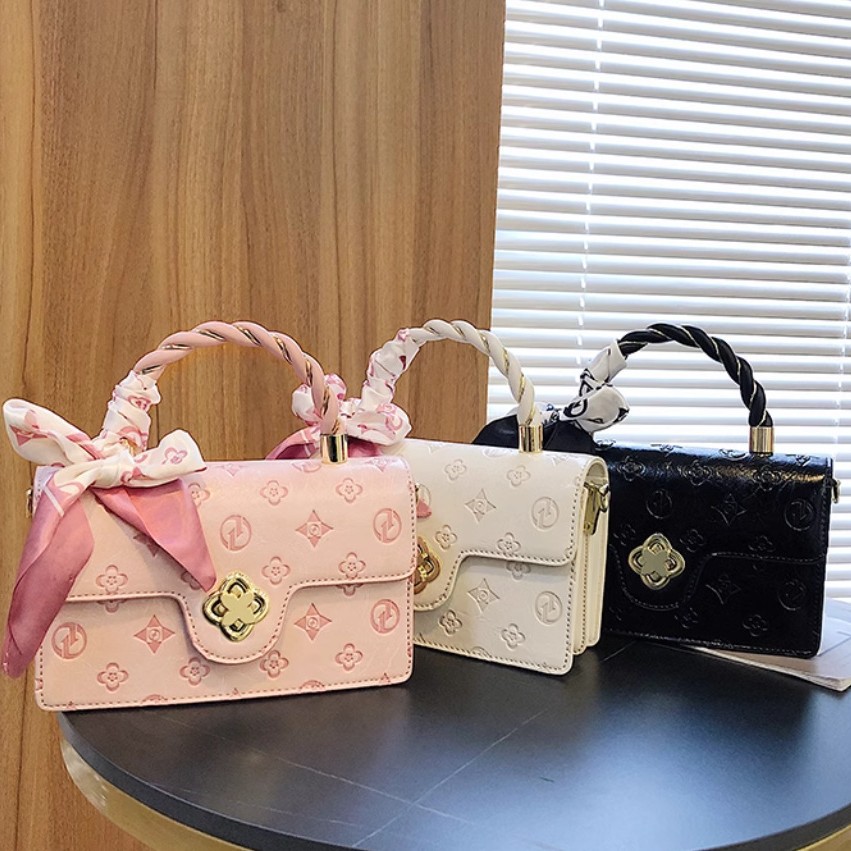 Free shipping 2025 designer Shoulder hot tote Bags For womans ladies flap lady camellia wer square handbag pink women crossbody bag