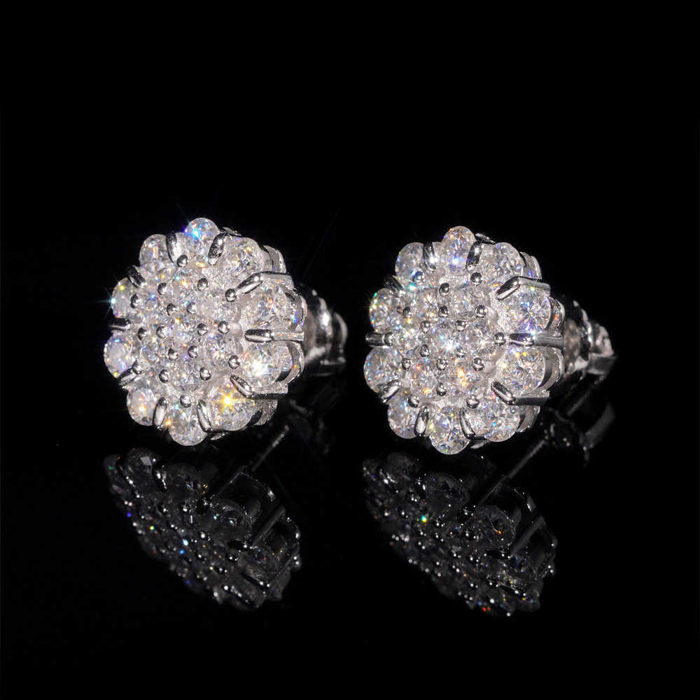 New product 925 silver D color 2.0mm moissanite flower design fashionable earrings straight exquisite jewelry