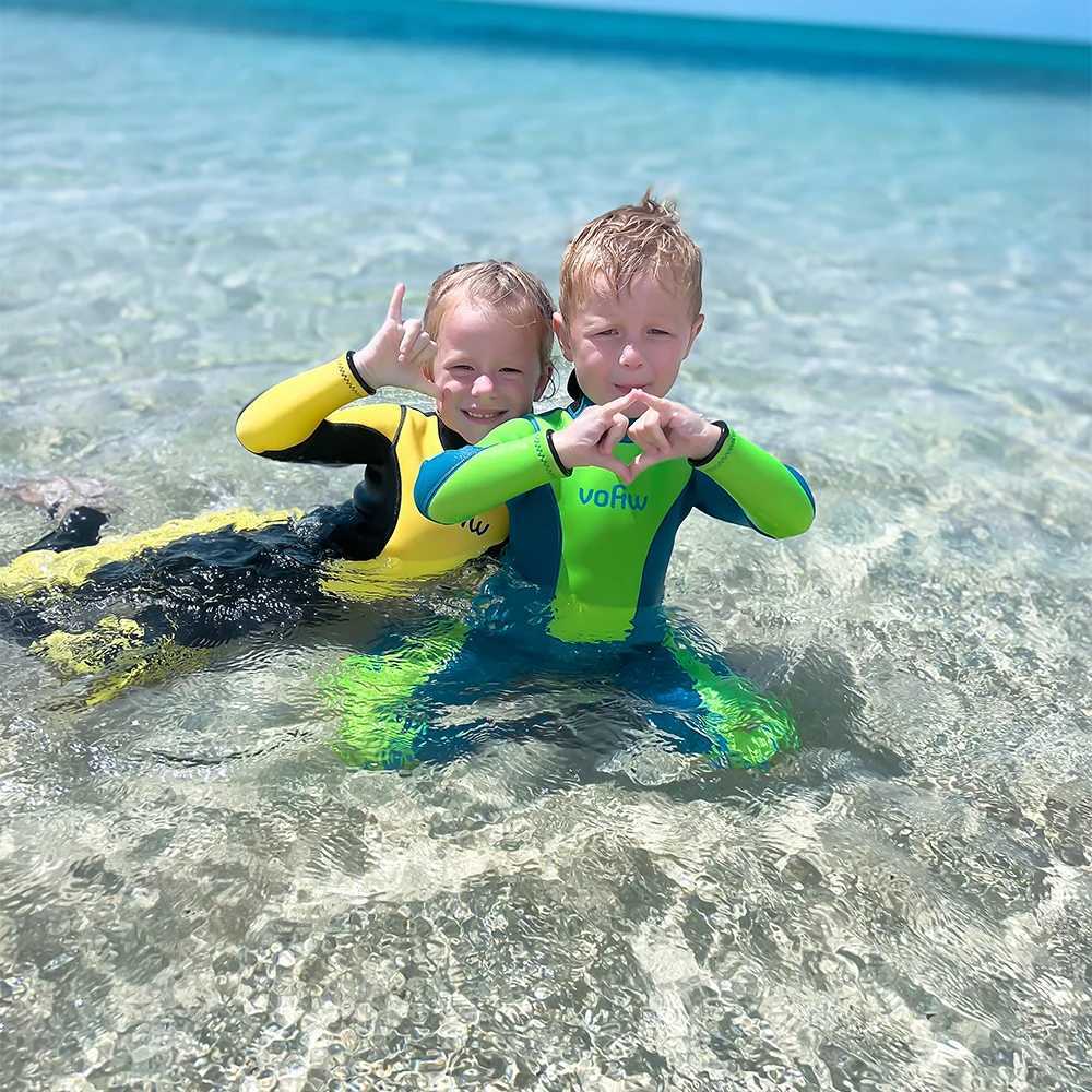 Childrens 3mm Neoprene Wetsuits Boys Girls One-piece Thermal Swimsuits Back Zipper Cold-proof Surfing Swimming Snorkeling Suit Z250214