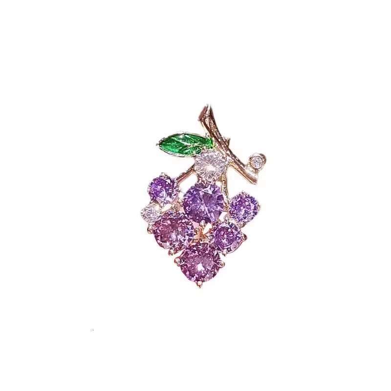 Mini Exquisite Grape Pins with Temperament and Versatile Suit Bracelet Cute Anti glare Fixed Buckle Women's Compression Lapel Purple