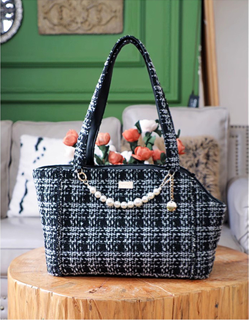Fashion Pets Carrier Bag, Cats Carrier Purse with Pearl Chain Decoration, Soft Cotton Fabric Dogs Carrier for Walking Shopping, Luxury Style Dogs Hand