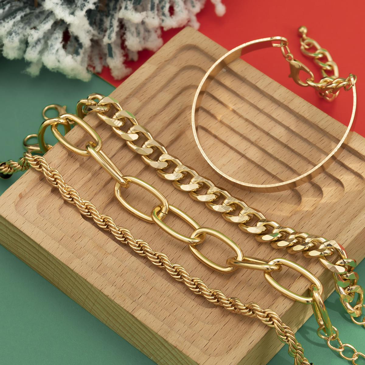 Women Woman Jewelry Hip Hop Sweet Cool Dia Cuban Buckle Christmas Style Stacked Metal Smooth Face designer Bracelet