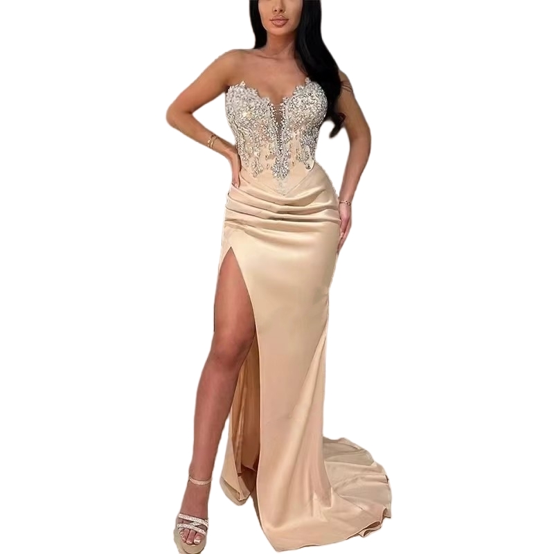Crystals Beaded Champagne Prom Dresses Side Split Sexy Evening Gowns Sweetheart Sleeveless Long Satin Special Occasion Dress Women 2025 Pageant Party 