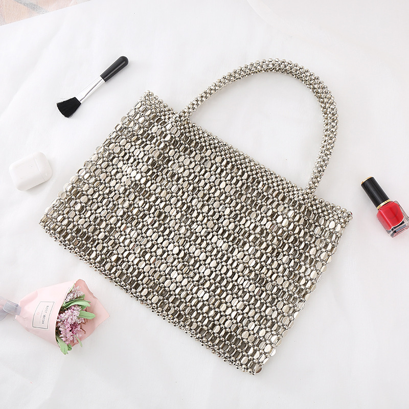 Niche Style Simple Handheld Purse for Ladies Elegant & Artisanal Handbag